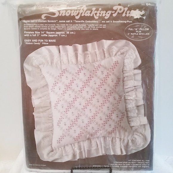 1983 Paragon Needlecraft kit - Picture 1 of 10